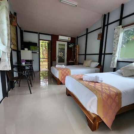 Suankafae Resort สวนกาแฟรีสอร์ท Surat Thani Eksteriør billede