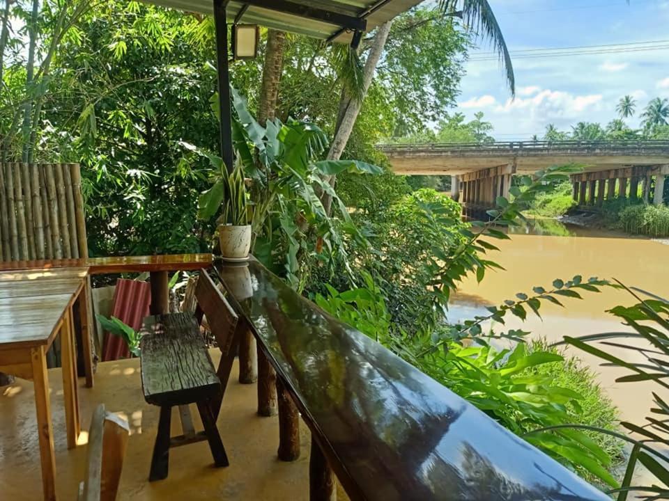 Suankafae Resort สวนกาแฟรีสอร์ท Surat Thani Eksteriør billede