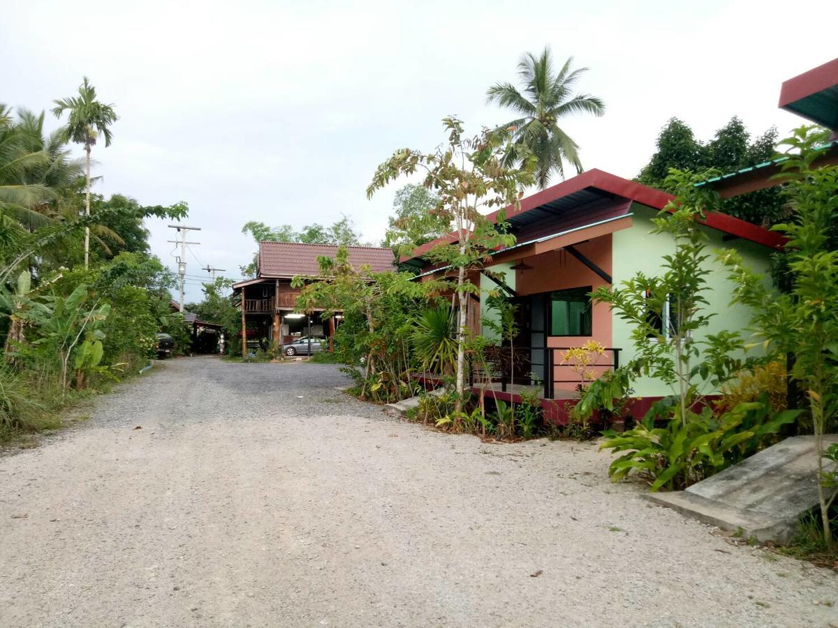 Suankafae Resort สวนกาแฟรีสอร์ท Surat Thani Eksteriør billede